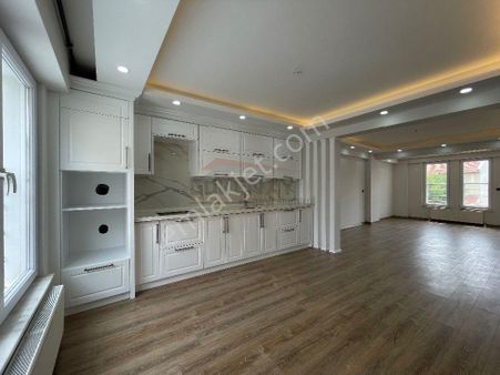 Güvenay-çorum Binevler Çavdar Sitesi Altında Sıfır Villa