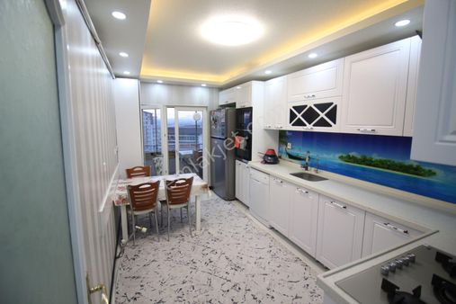 Şehrin Eşsiz Sitelerinden 5+1super Konum Muhteşem Manzara Dublex