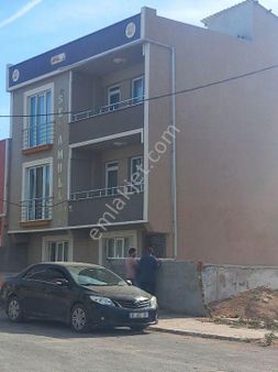 Karacabey Saadet Mah Çamlık Altı Üç Katlı Daire Satılıktır