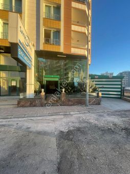 Dayalı Döşeli Karşıyakada Satlık Nadir Bürolardan