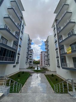 Güvenay - Çorum Buhara Evler 5. Cadde Arkası Site İçerisi 4+1