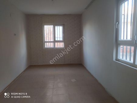 3 Katlı Ev+merkezi Yer+balıklı Göl Devlet Hastanesi İlerisi+3 Katlı Müstakil Bina Komple Satılık