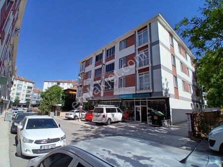 Güvenay - Çorum Esnafevleri Askerlik Şube Civarı 60 M² Dükkan