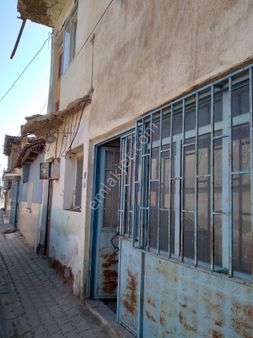 2 Adet Koy Evi Bir Adet Dukkan