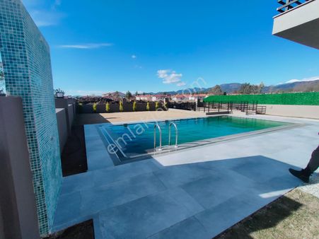 Emlak 48 Çalış Plajında 4+1 Müstakil Villa