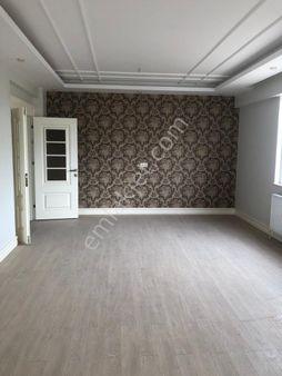 Satılık Lüks Daire Süha Erler Lisesi Civ.1.kat 5.250.000 Tl