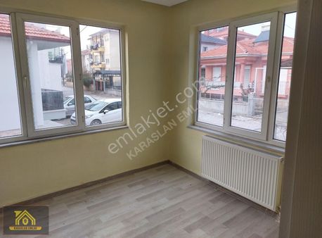 İsmail Özcan Okulunyanında 1 Rinci Kat Evimizi Satıyoruz