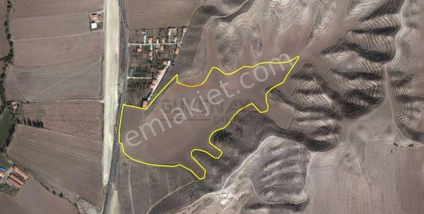 Güvenay - Çorum Osmancık Yolu Üzeri 65 Dönüm Satılık Tarla