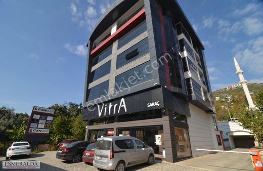 Alanya Cadde Üzerinde Kiralık Ofis & Büro