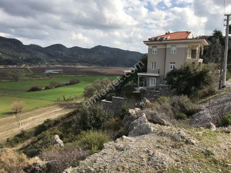 Dalamanda Göl Ve Doğa Manzaralı 396 M2 İmarlı Arsa