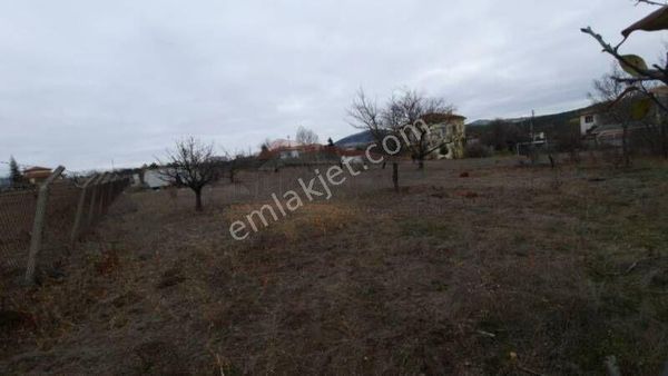 Güvenay - Çorum Ahçılar Bağlarında Turkuaza Yakın 1,475 M²