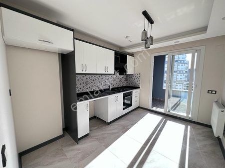Hcl'den Tece Deniz Mahallesinde Yüzme Havuzlu 3+1 Eşyalı Daire