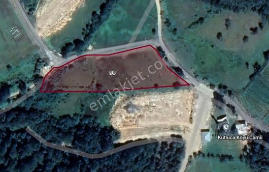 Bursa, İznik, Kutluca'da Satılık Villa İmarlı Arazi