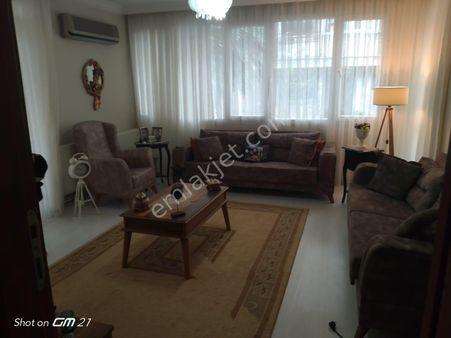 Şehit Nihatbey Caddesinde 3+1 Arakat Doğalgazlı Bakımlı