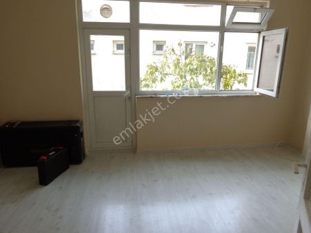 Beyoğlu Kasımpaşa Kulaksız'da Satılık 1+1, 1.kat - Sözgen'den-566