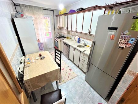 Aktif'ten Akçay'da Satılık Ayrı Mutfaklı Ön Cephe Arakat Masrafsız Çift Wcli 2+1 Daire