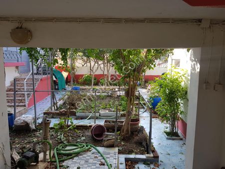 Kuşadası Güzelçamlı Da Denize 30 Metre Bahçeli Garajlı Müstakil Ev Satılıktır