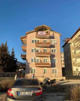 Antalya Elmalı Merkezde Adliye Arkasında 3+1 130m2 5 Katlı Komple Bina Satılıktır