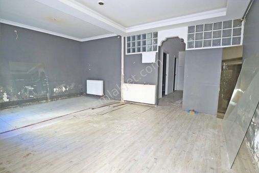 Mithatpaşa Caddesi Üzeri Bacalı D.gazlı Bahçeli Satılık İşyeri