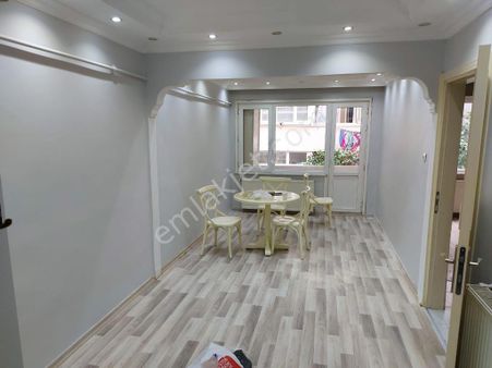 E S Gayrimenkul Aksaray Mah.'de Satılık Daire