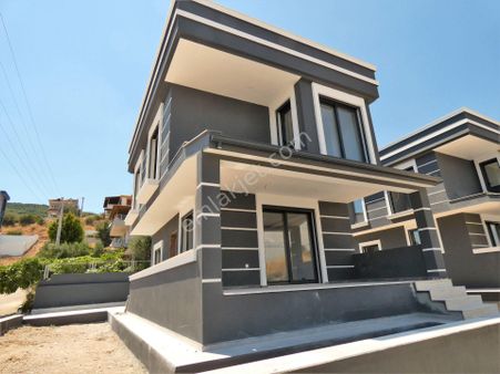 İzmir Seferihisar Doğanbey De Deniz Manzaralı Müstakil Villa 3+1