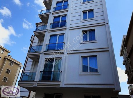 Çanakkale Caddesinde Satılık İskanlı Katta Tek Fırsat 2+1 Daire