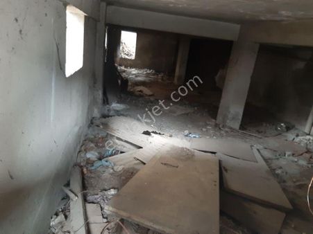 Pendik Kavakpınarda 3 Daire 1dükkan 1 Bodrum Komle Satılık Bina