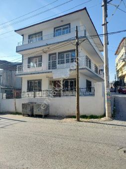 Satilik Sarıyer Mahallesinde Müstakil 3 Katlı Tadilatı Bina