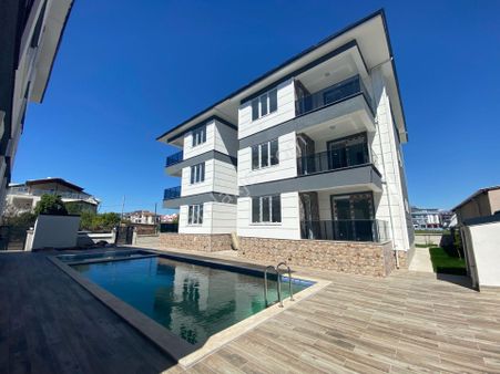 Paşa Emlak'tan Dalaman Merkezde Havuzlu Sitede 1+1 Daire