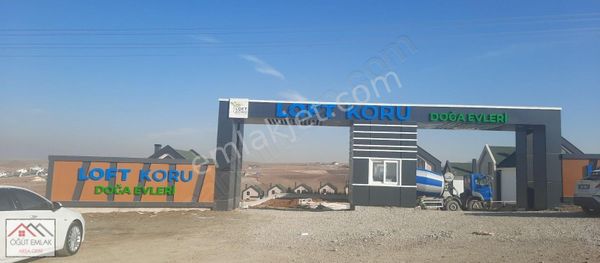 Odabaşı Caddesine Cephe Köşebaşı..5 Villalık ..kupon 1612m Arsa