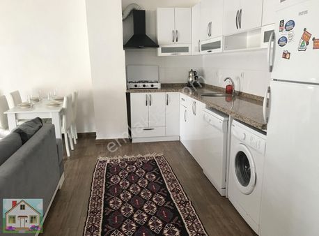 Antalya Muratpaşa Lara'da 2+1 Geniş Daire 6 Kişi Medical Park Ve Terracity Avm 5dk