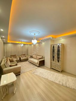 Van İpekyolu Bahçivan İlhami Çakırtaş Emlak A.ş.'den Satılık Teraslı 5+1 Lüks Dublex Daire