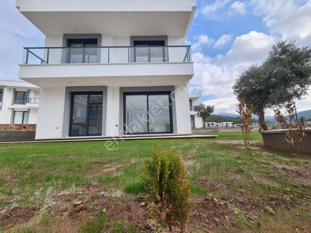 Akbük Koyunda Muhteşem Bir Deniz Manzarasında Villalarımız Sizi Bekliyor.