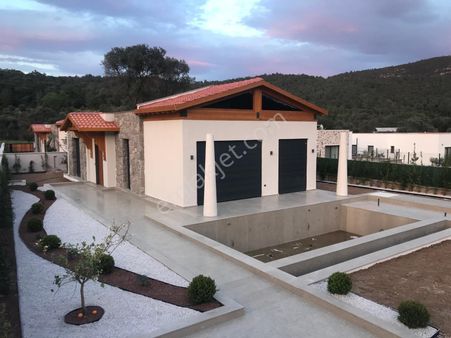 Muğla Bodrum Kızılağaç Mevkiinda Tek Kat Müstakil Havuzlu Villa