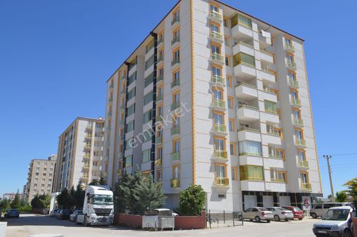 Hastane Cad. 3+1 Güney Cephe Site İçi Satılık Daire