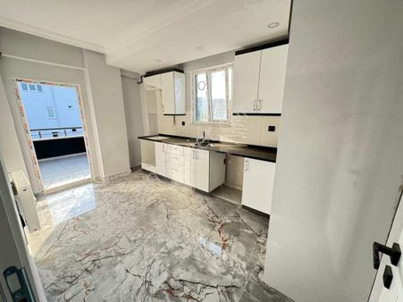 Furkan Emlaktan Derecik Mevkisinde 4.kat 3+1 130m2 Ebeveyn Banyolu Sıfır Fırsat Daire