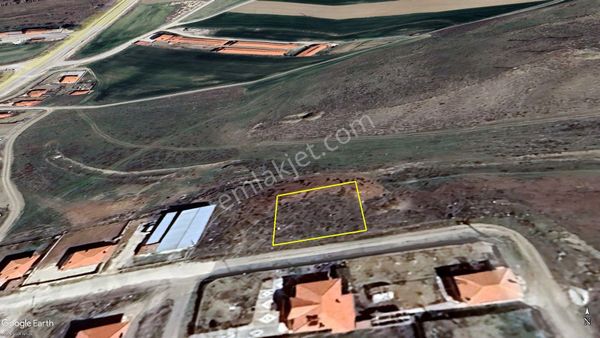 Güvenay - Çorum Cemilbey Feraset Petrol Karşısı 500 M² Villa Arsası