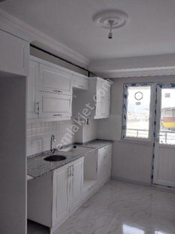 Tekirdağ Süleymanpaşa Gayrimenkulden Çınarlı Mah Satılık 2+1daireler 95 M2 Bürüt 3750000tl