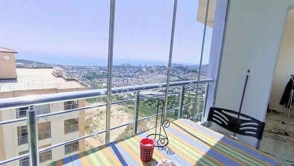 Kuşadası Değirmendere Mah.satılık Daire Lebiderya Deniz Şehir Manzaralı 2+1,120m2.