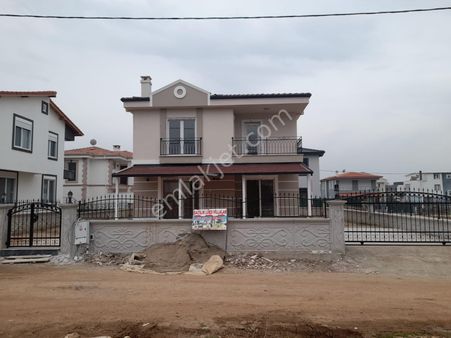 🌿 Şömineli, Otoparklı, Bahçeli Müstakil Yaşam!