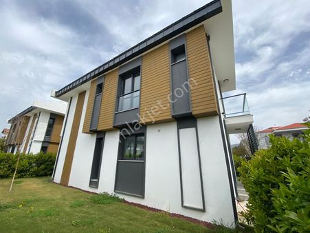 Dalaman Karaçalı'da Satılık Müstakil Lüks Havuzlu Villalar