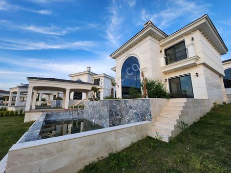 ++bıg Group** Aydın Kuşadası Soğucak Müstakil Villa