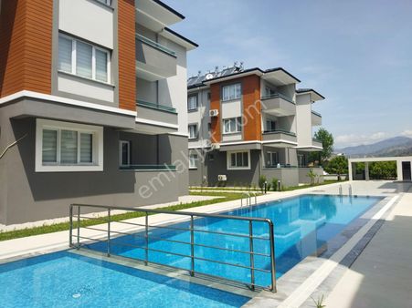 Dalaman Bezkese'de Havuzlu Sitede Eşyalı 1+1 Daire Kiralık