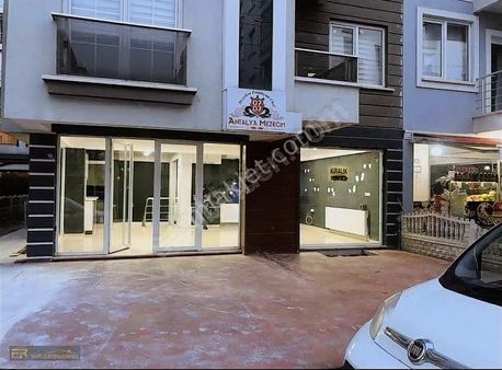 Merkezi Yerde 3 Yol Ağzı Yatırımlık Dükkan Komisyonsuz