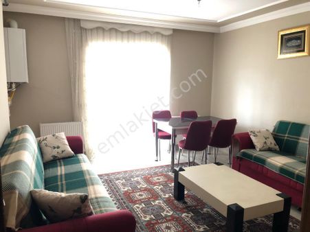 Van İpekyolu Şerefiye Mahalles'inde İlhami Çakırtaş Emlak A.ş.'de Satılık 2+1 Geniş Daire