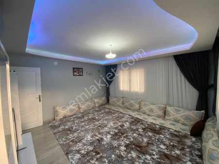 Acil Karabağlar Umut Mah.de 2 Katlı Mustakıl Bına 127m2 Tadilatlı