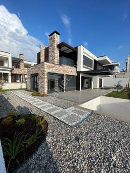 ++bıg Group** Aydın Kuşadası Satılık Lüx Villa