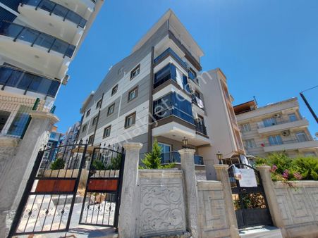 Aydın Didimde Yüksek Girişli Bahçeli 2+1 Açık Mutfaklı Sıfır Ön Cepheli Dairemiz Satılık