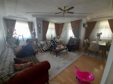 Bahçelievler Soğanlı'da Satılık Dubleks 5+1 Asansörlü