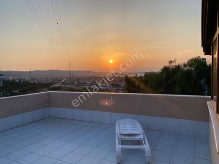 Çeşme Alaçatı Da Müstakil Bahçelikiralık Dubleks